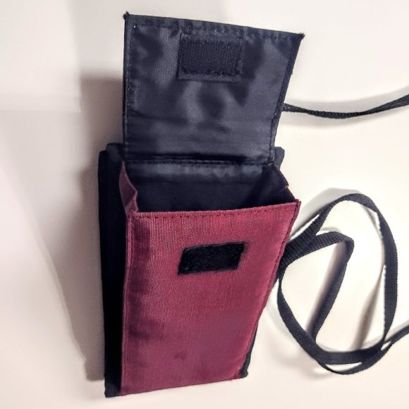 NW Territory Burgundy Nylon Crossbody Travel Wallet ~ Glasses/Phone Pocket ~ GVC - Picture 8 of 11
